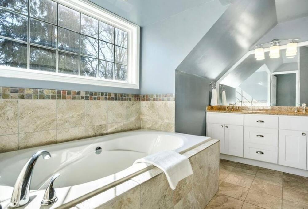 Modern 3Bd Cottage Home W/Private Hottub Atlanta Exterior foto